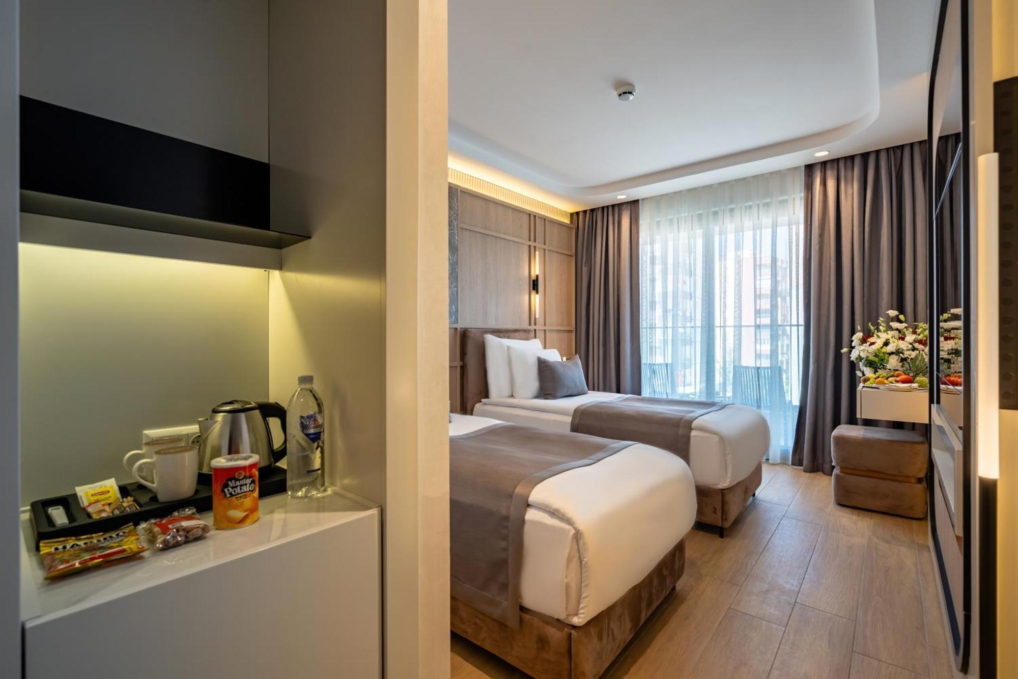 Awen Lara Hotel อันตัลยา ภายนอก รูปภาพ